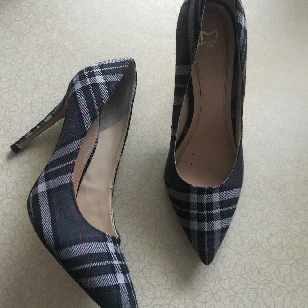 Marc Fisher plaid heels